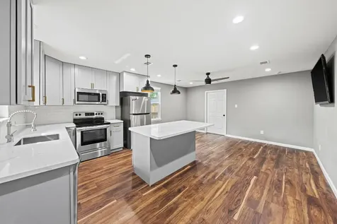 25804 Maplewood Drive Spring TX 77386