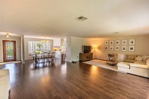 145 Camilla Circle Bellville TX 77418