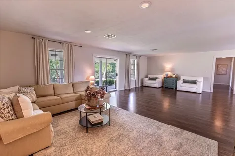 145 Camilla Circle Bellville TX 77418