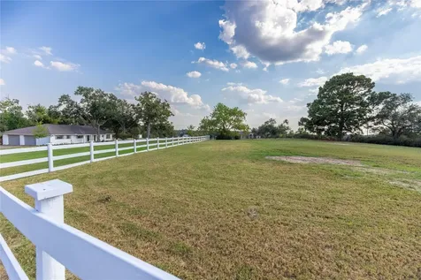 145 Camilla Circle Bellville TX 77418