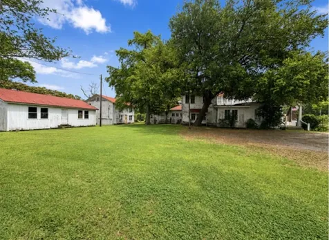 895 Tx State Highway 62 Buna TX 77612