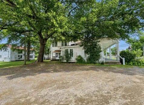 895 Tx State Highway 62 Buna TX 77612