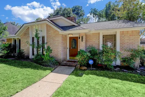 3706 Haven Pines Drive Kingwood TX 77345