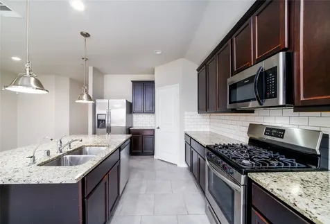 8307 Oakleaf Meadow Court Rosharon TX 77583