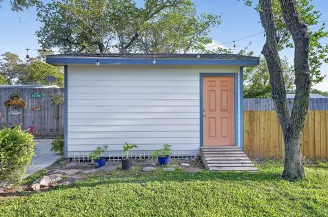 307 N 4th Street Fulton TX 78358