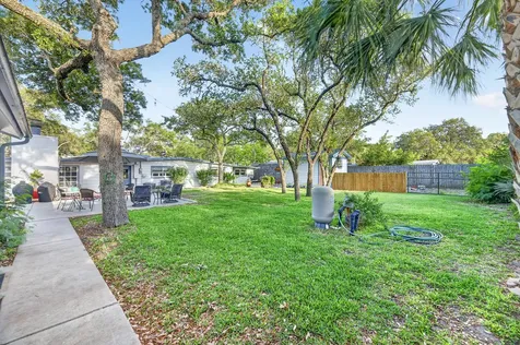 307 N 4th Street Fulton TX 78358