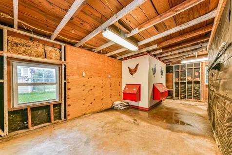 5723 Stewart Avenue Galveston TX 77551
