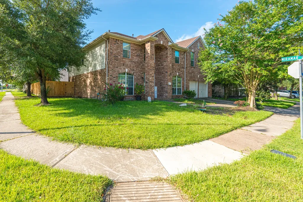 8303 Hayden Cove Drive Tomball TX 77375