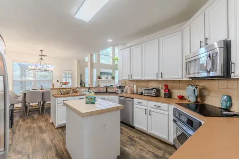 8303 Hayden Cove Drive Tomball TX 77375
