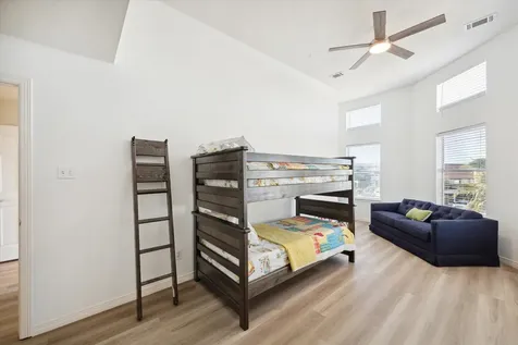 210 Easterly Tiki Island TX 77554