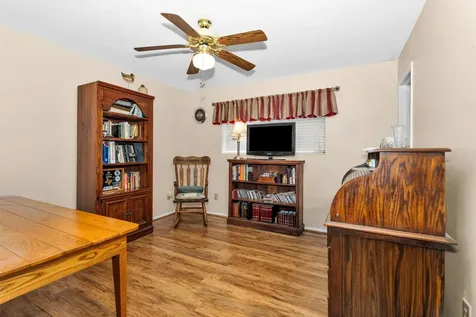 2117 Bershire Drive Huntsville TX 77340