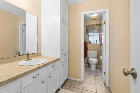 2117 Bershire Drive Huntsville TX 77340