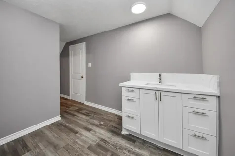 837 Fowlkes Street Sealy TX 77474