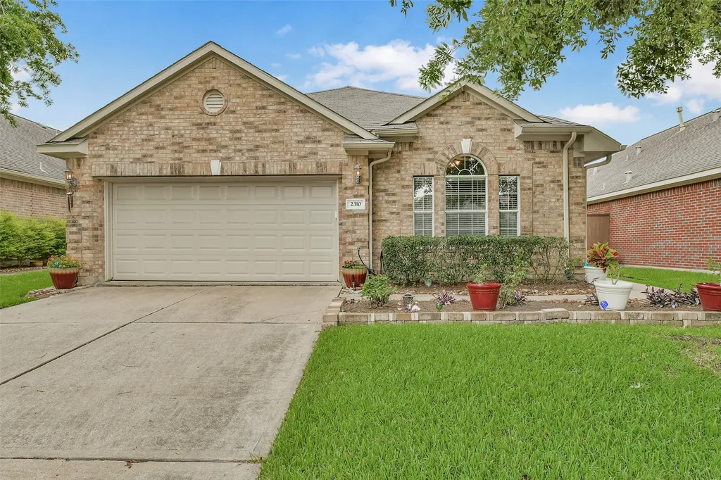 2310 Messina Drive Pearland TX 77581