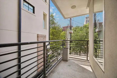 4819 Caroline Street 104 Houston TX 77004