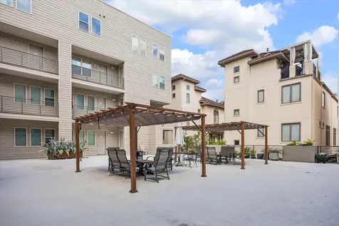4819 Caroline Street 104 Houston TX 77004