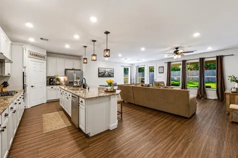 3965 Eagle Nest Lake Lane Magnolia TX 77354