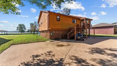 10 Shady Oaks Drive Huntsville TX 77320
