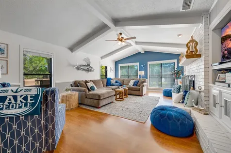 536 Wildewood Drive Chandler TX 75758