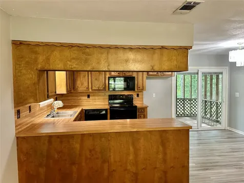 202 Spring Creek Loop Livingston TX 77351