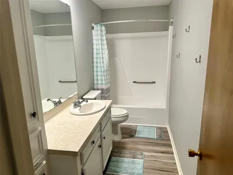 202 Spring Creek Loop Livingston TX 77351