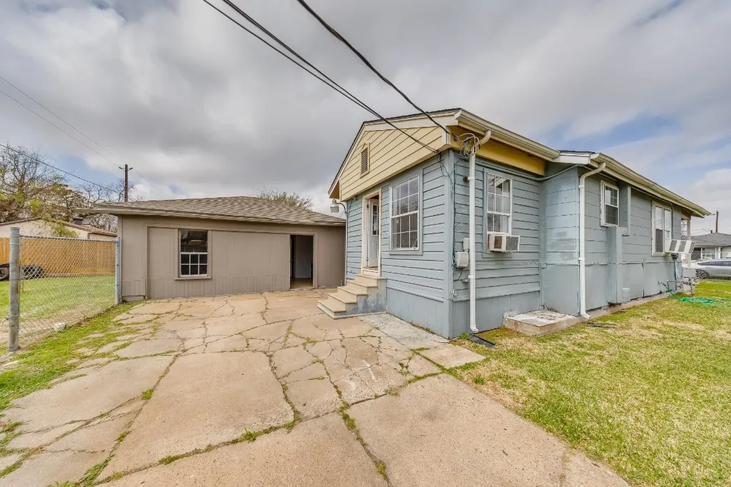 13034 Emporia Street Houston TX 77015