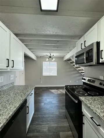5110 Azalea Trace Drive 1703 Houston TX 77066