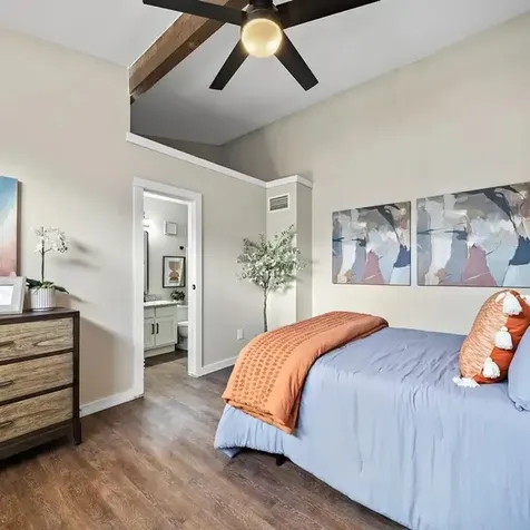 5110 Azalea Trace Drive 1703 Houston TX 77066
