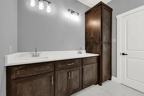 6605 Apollo Street Houston TX 77091