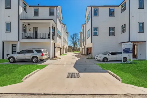 426 Sikes Street B Houston TX 77018