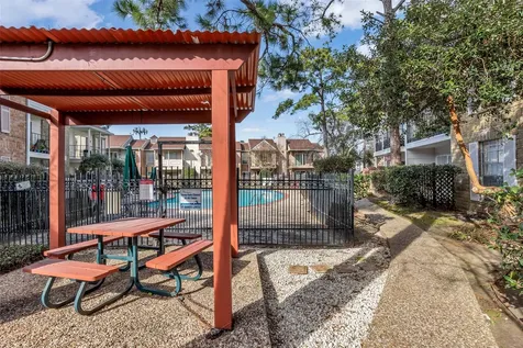 2800 Jeanetta Street 610 Houston TX 77063
