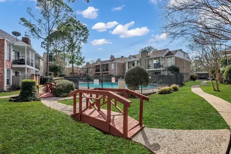 2800 Jeanetta Street 610 Houston TX 77063