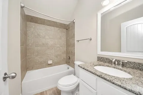 143 W Wading Pond Circle Tomball TX 77375