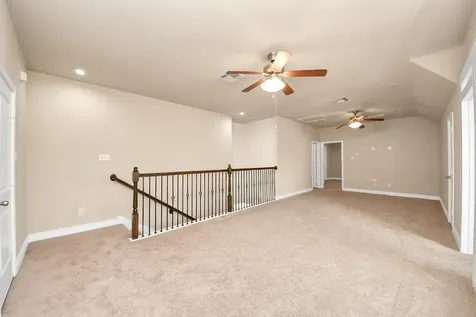 143 W Wading Pond Circle Tomball TX 77375