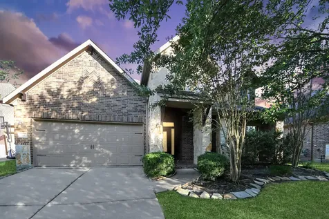 143 W Wading Pond Circle Tomball TX 77375