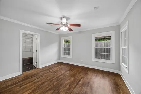 2108 White Oak Drive Houston TX 77009