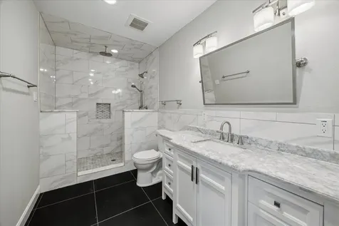 2108 White Oak Drive Houston TX 77009