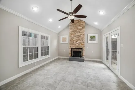 2108 White Oak Drive Houston TX 77009