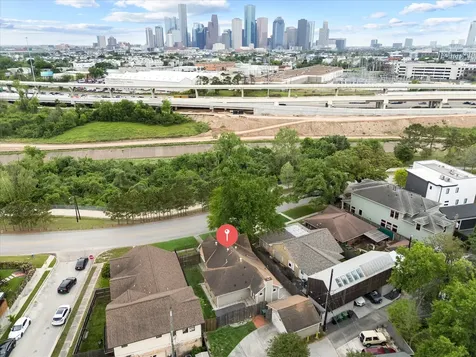 2108 White Oak Drive Houston TX 77009