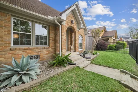 2108 White Oak Drive Houston TX 77009