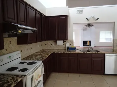 2130 Greencove Lane Sugar Land TX 77479