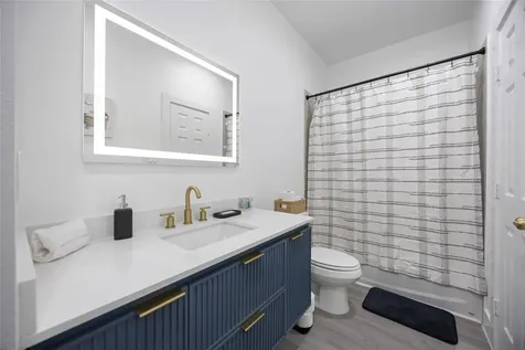 2332 Wavell Street Houston TX 77088