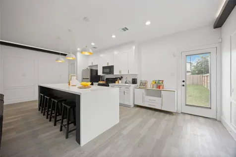 2332 Wavell Street Houston TX 77088