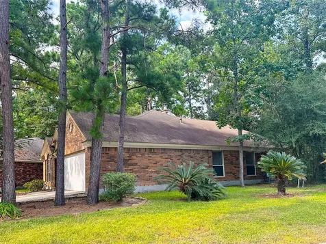 126 N Willow Point Circle The Woodlands TX 77382