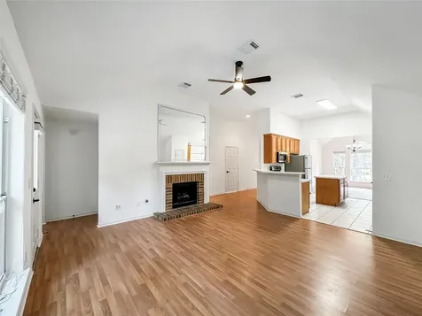 126 N Willow Point Circle The Woodlands TX 77382