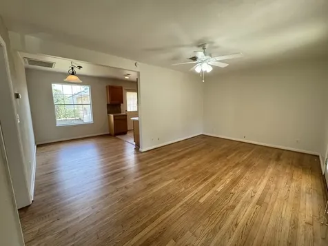 216 Gale Street Houston TX 77009