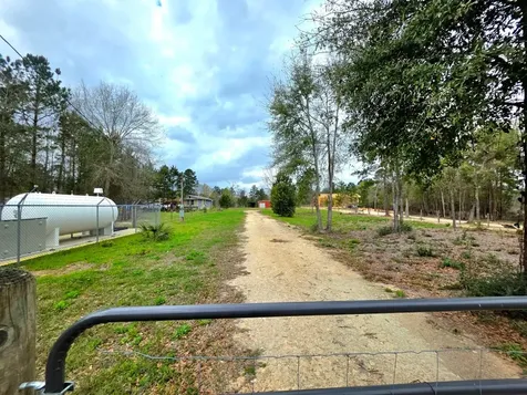 416 County Road 3773 Cleveland TX 77327