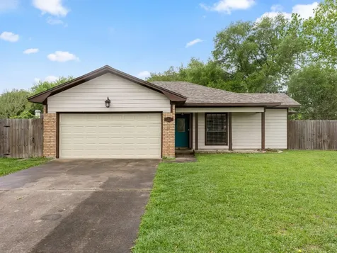 7 Columbella Street Bay City TX 77414