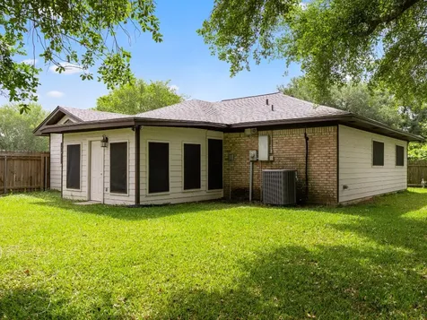 7 Columbella Street Bay City TX 77414