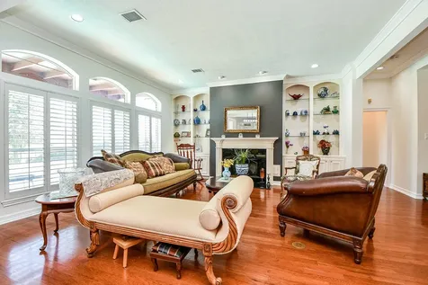 410 Kingfisher Drive Sugar Land TX 77478